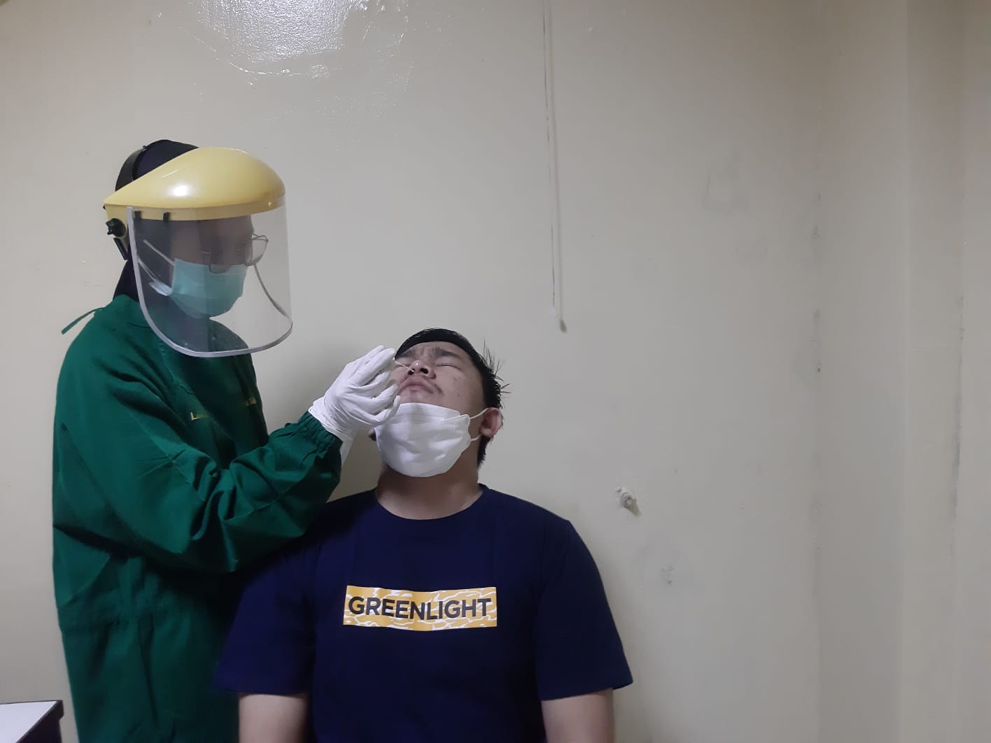 Pemeriksaan Swab PCR mahasiswa Akademi Harum (4)